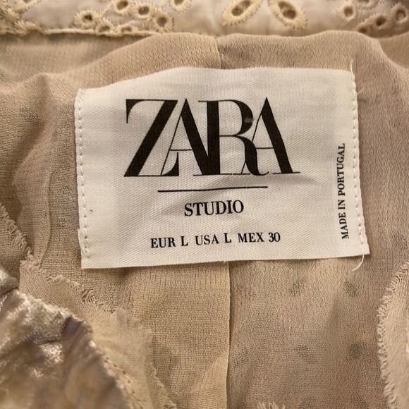 Zara Studio Floral Eyelet Embroidered Velvet Trim Cropped Light Jacket - Picture 6 of 7